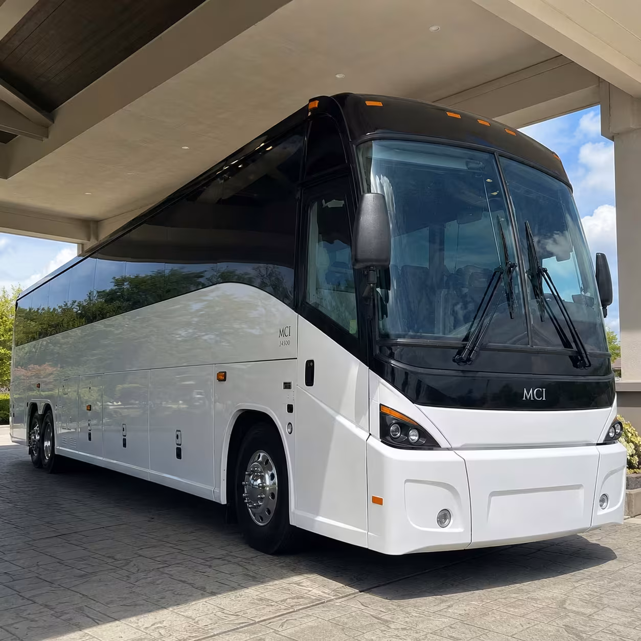 charter bus rentals for fort collins museum of discovery field trips