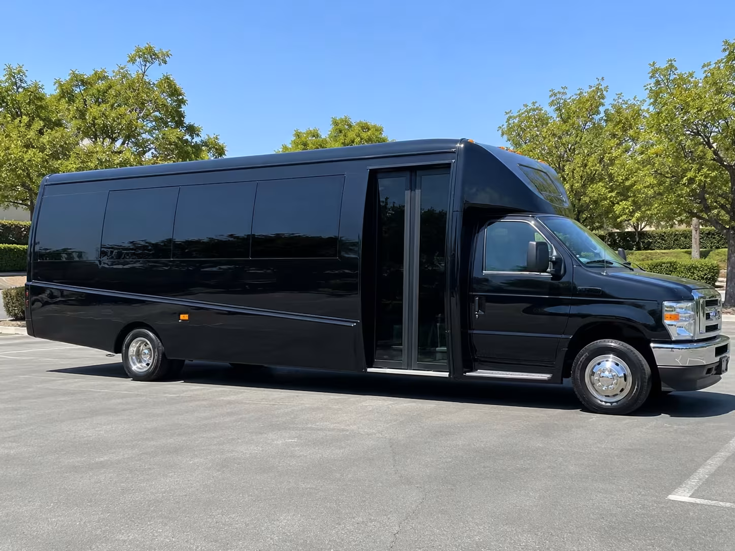 fort collins minibus rentals for aggie theatre and washington s